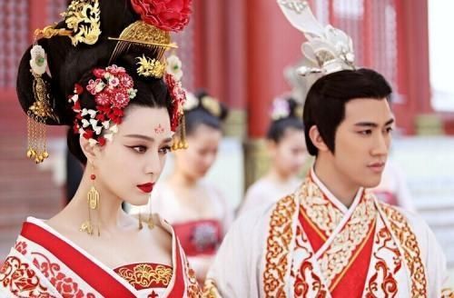 什么鬼?《西游记》中的孙悟空居然是李治,观音