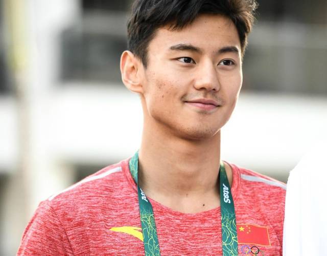 体育明星转型企划书:傅园慧被建议当直播主播