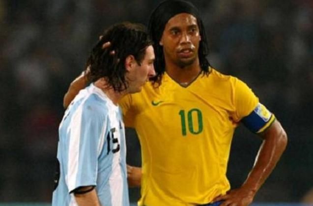 内马尔只能打替补?看看02年世界杯巴西阵容有