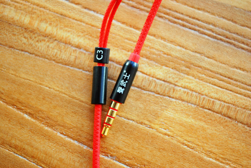 性价比秒杀小米铁圈耳机?曾在魅族专卖店售