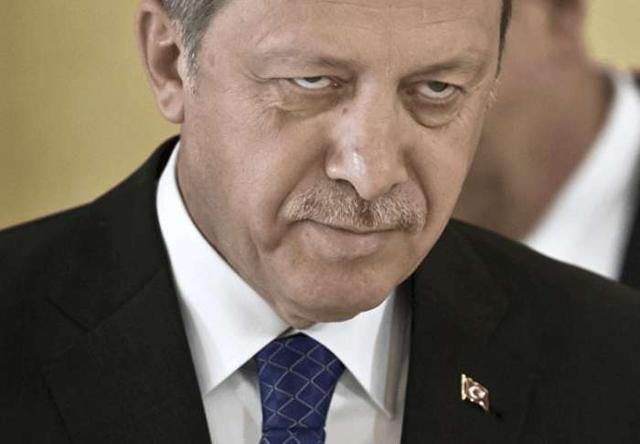 世界上最无赖的国家,中美俄全都得罪一遍,如今