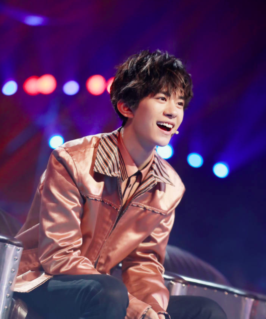 易烊千玺练街舞练到狂掉头皮 把妈妈心疼坏了