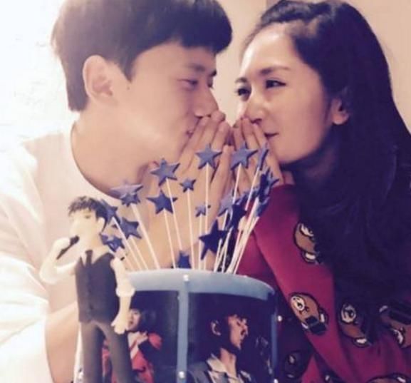 谢娜已经失宠!双胞胎女儿越长越美,才一个月就