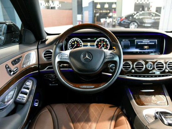 2017款奔驰迈巴赫s400 顶尖豪车完美呈现