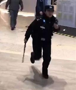 北京西单大悦城持刀砍人事件,致敬逆行的她和