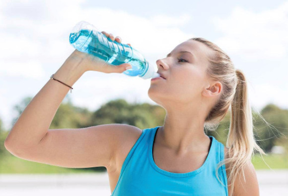 为什么容易出手汗,3个小窍门轻松治疗