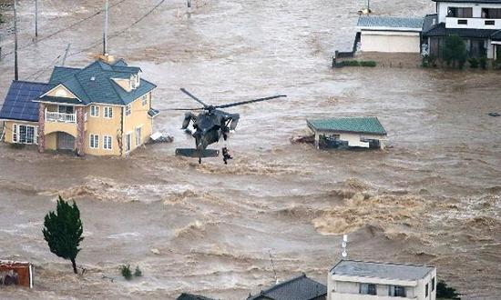 日本暴雨致104死 呼吁继续警惕地质灾害与河流