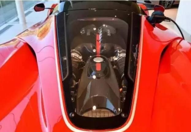 成都车主为了保留车牌号,舍弃5千万的法拉利,