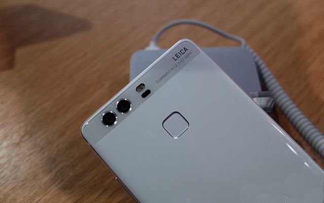 华为和荣耀本是一家,为啥要分两个品牌?看完恍