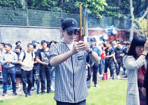 《我的真朋友》开机 朱一龙化身室内设计师为