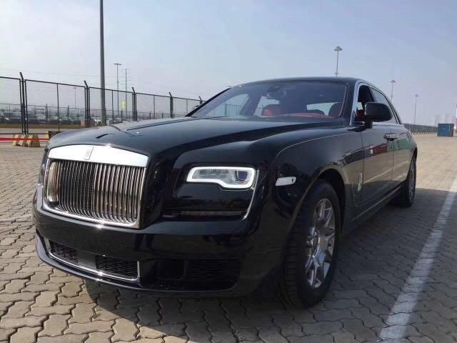 加长版的奢华,汽车界恐怕没有任何一个品牌比