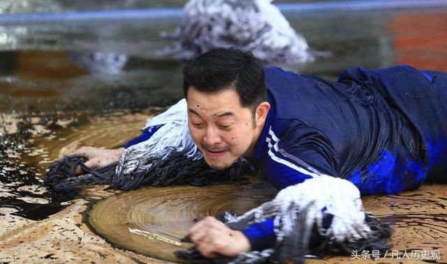 还有网友提议道:请沙溢上节目吧,老沙上了两期《极限挑战》第三季