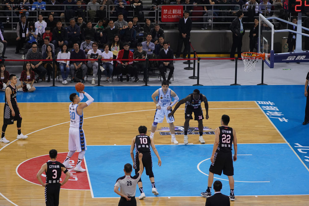 小A9表现如何?索尼A7M3实战CBA季后赛