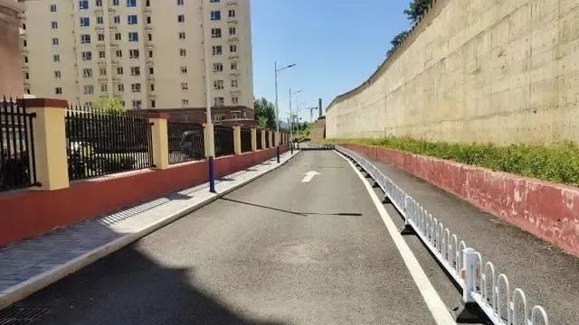 密云果园街道这条“断头路”通了! 密云果园街道这条“断头路”通了!