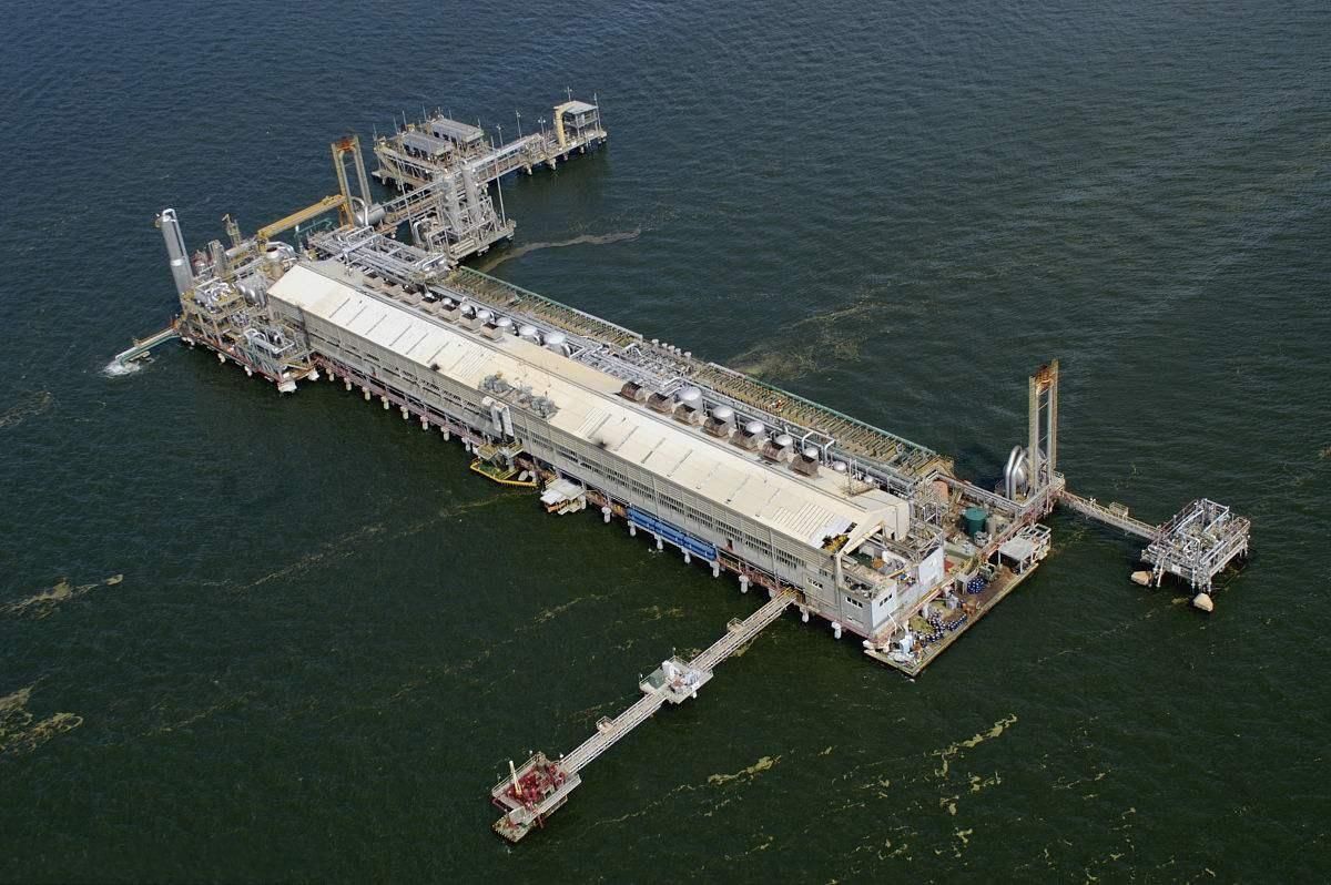 曾经的世界石油大国,美女遍地都是,如今已经面