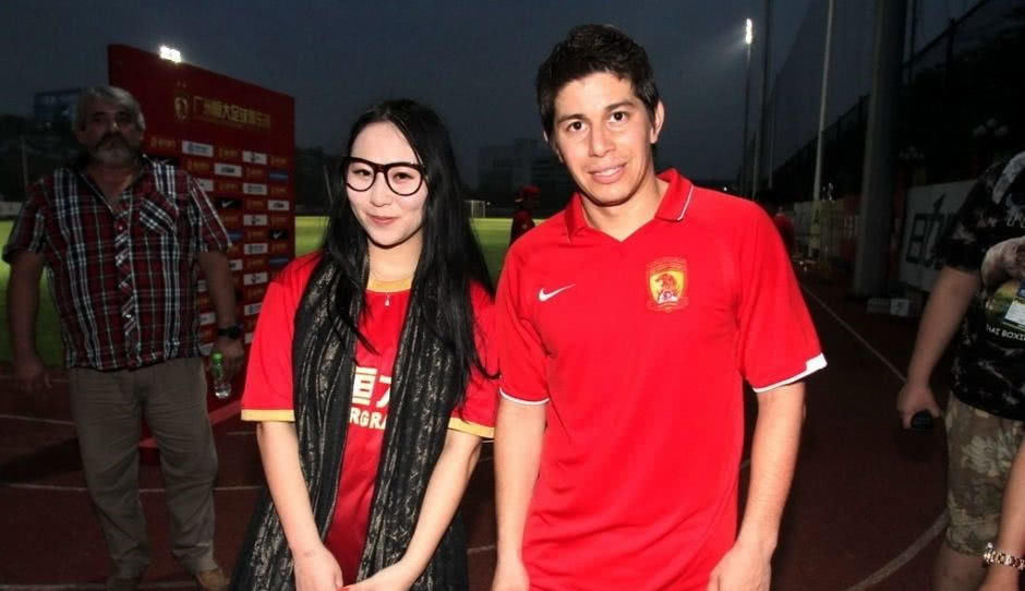 恒大功勋外援至今仍待业!炮轰上港:拖延解约阻