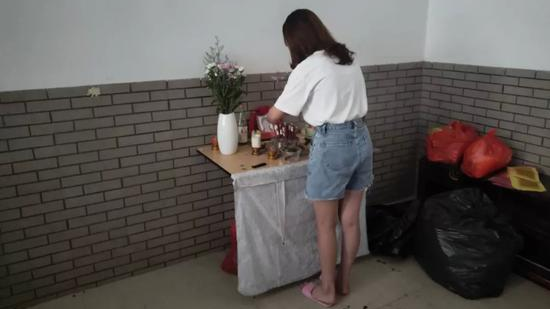 男友吃喝嫖赌家暴还要200万分手费 女子留遗书跳海 男友吃喝嫖赌家暴还要200万分手费 女子留遗书跳海