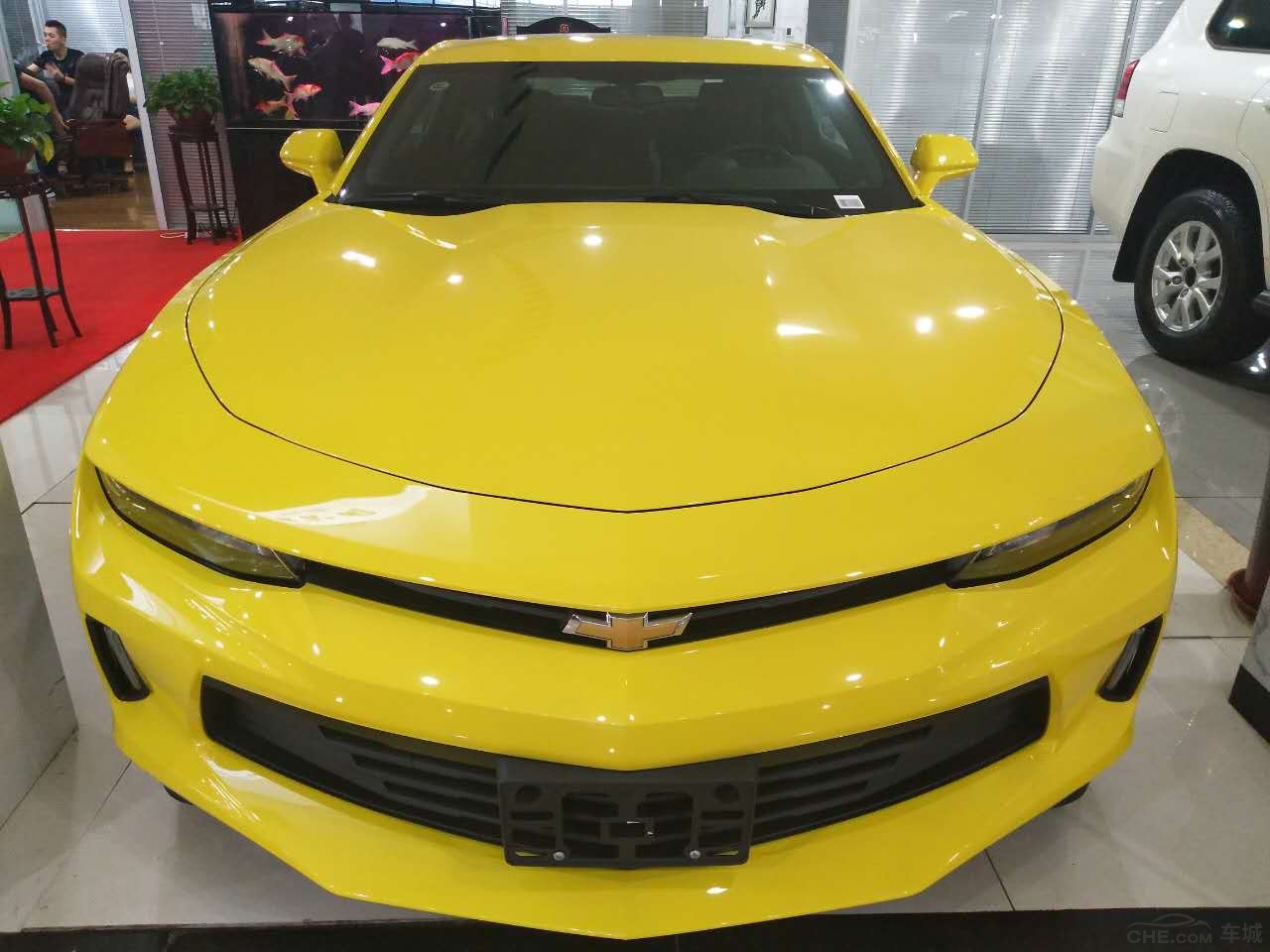 17款雪佛兰科迈罗2.0现车充足 大黄蜂最新优惠价促销