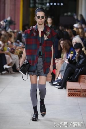 过目难忘的少女--MiuMiu2018春夏高级成衣系列