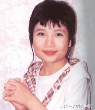 还记得歌手李娜吗?出家已经21年,一首《青藏高