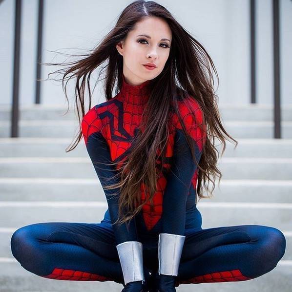 美女实力COS蜘蛛侠 网友一片点赞 美女实力COS蜘蛛侠 网友一片点赞