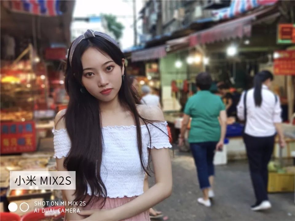 拍照虚化评测!小米OPPO美图vivo苹果哪个人像