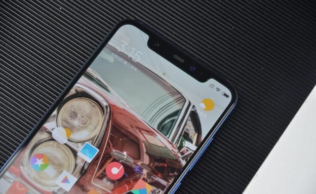 为什么小米8抄袭iPhone X,还卖的这么好?网友