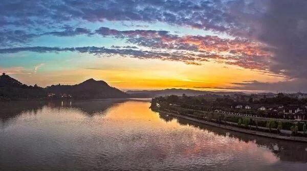 阆中古城登陆甘肃公共频道,感受时光清浅,岁月