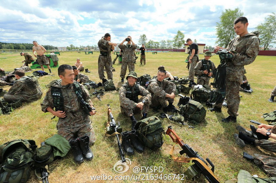 目的是巩固和发展中俄全面战略协作伙伴关系，加强两军友好务实合作，探索联合反恐作战、训练方法和手段，提高联合反恐训练水平和反恐作战能力。