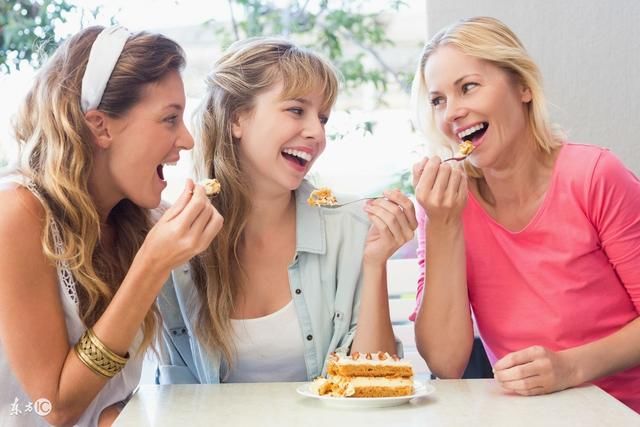 这个波兰人告诉我们可以这样把英语学好!