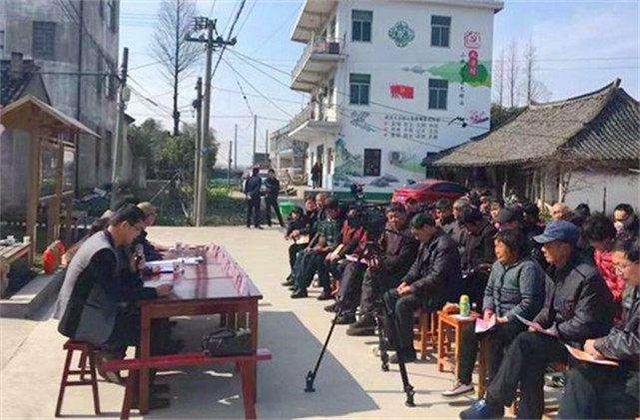 2018农村换届选举,农民欢迎这3类人来做村官