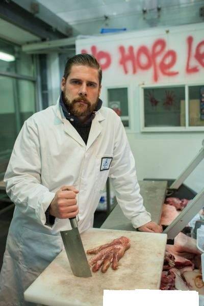 图为店内场景。