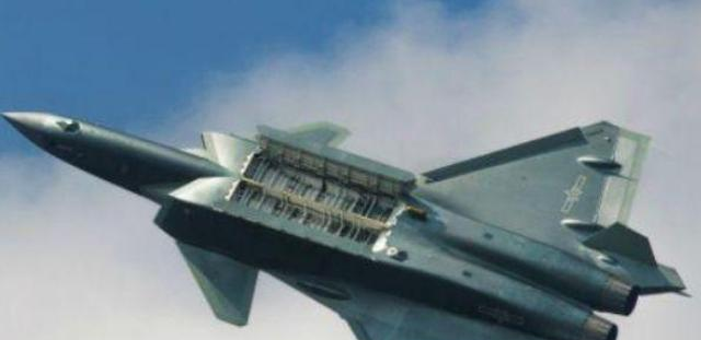 不再隐藏!中国歼20究竟有多少架服役美国我们