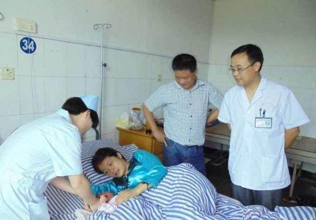 顺产妈妈亲身讲述,侧切和自然撕裂,哪个恢复的