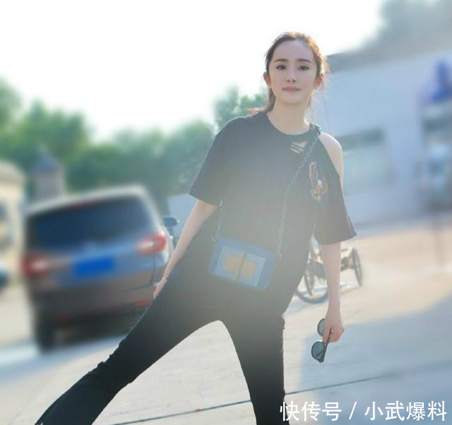 矮个子的胖妞别再卷裤脚了, 看杨幂如何把牛仔