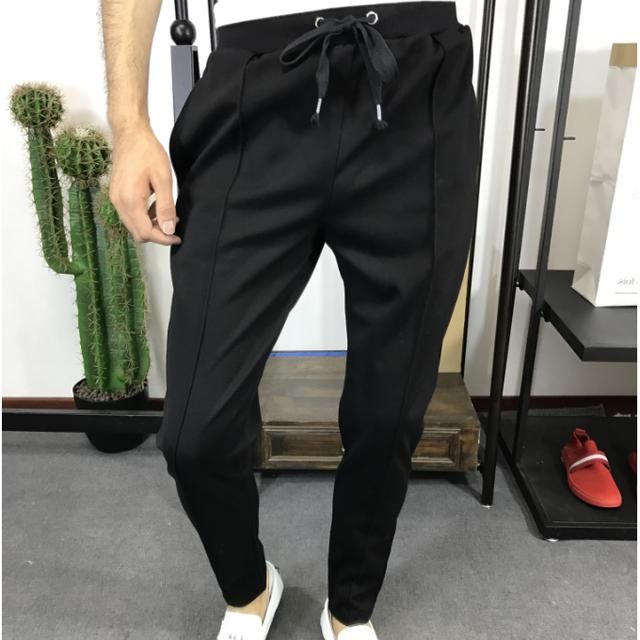 身高170以下的男士不要乱穿,这9款小脚裤,让你