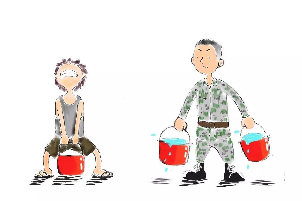 当兵前手无缚鸡之力,当兵后立刻就有八块腹肌