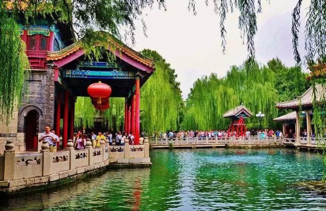 两天一夜,带你打卡抖音网红济南