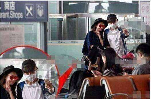 赵丽颖微博自称李太太 卓伟爆料男友是李易峰