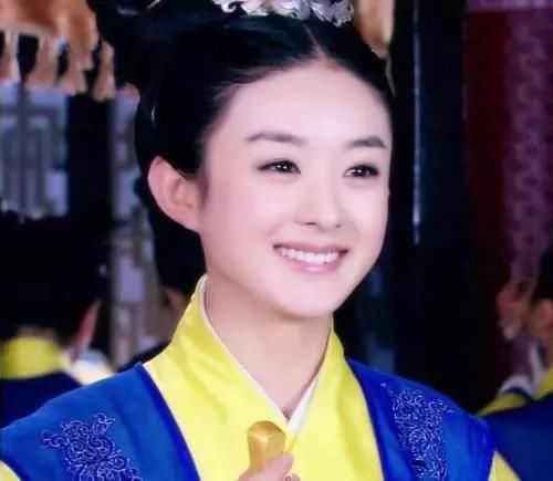 杨幂在植发,赵丽颖却后撤发际线1cm?