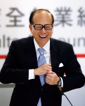 李嘉诚自述儿子被绑架案,看完终于知道他为什