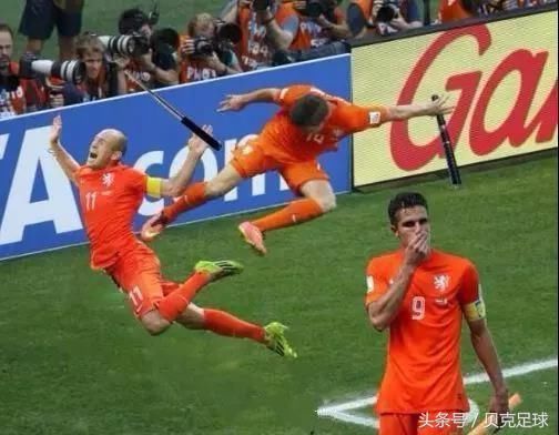 进来瞅瞅,可别让这些足坛假新闻坑你一辈子!