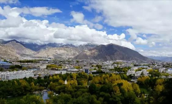 中国最具有发展潜力的城市之一, 有日光城美