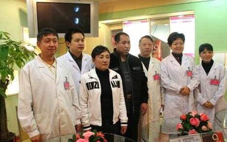 :刘国梁脖子老歪,郭晶晶险失明,傅园慧生理期下