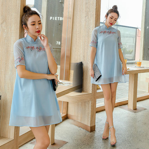 刺绣改良旗袍裙,用高贵、大气、从容、端庄来