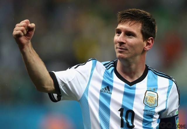 敢说梅西不好?梅西忠实粉丝丈夫和痴迷C罗的