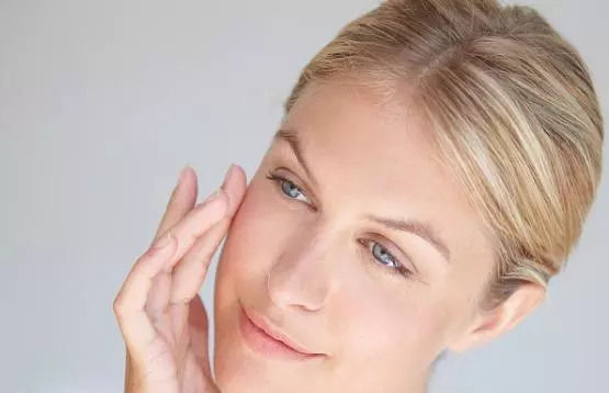 学化妆的基本步骤!小白也能变大神!