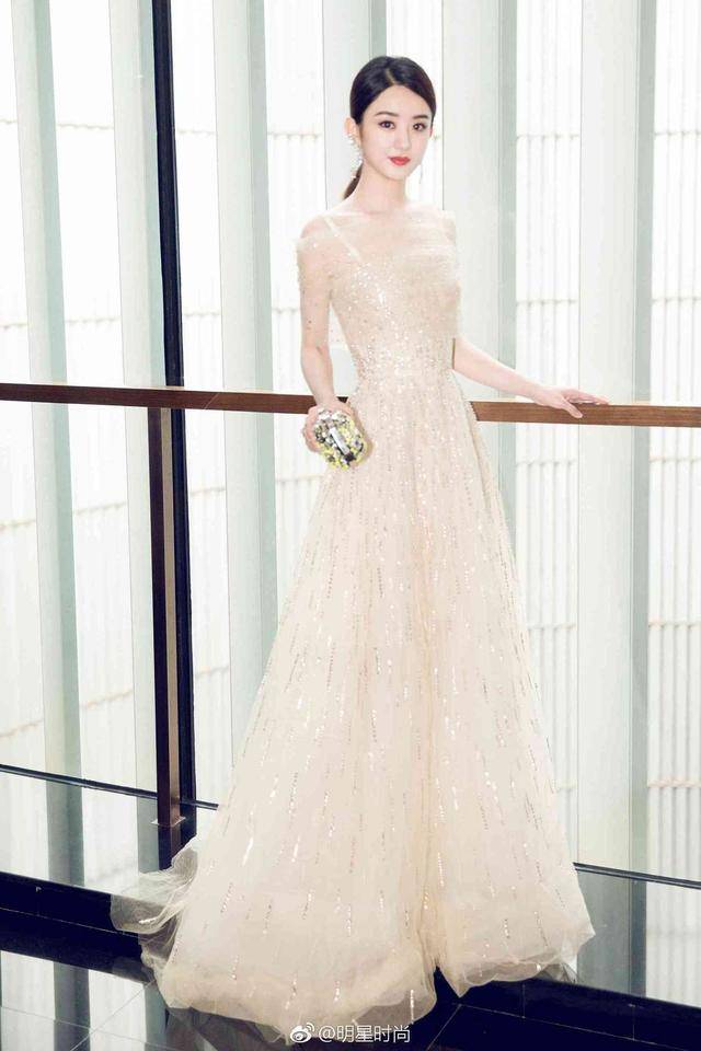 赵丽颖最美礼服盘点 件件惊艳!