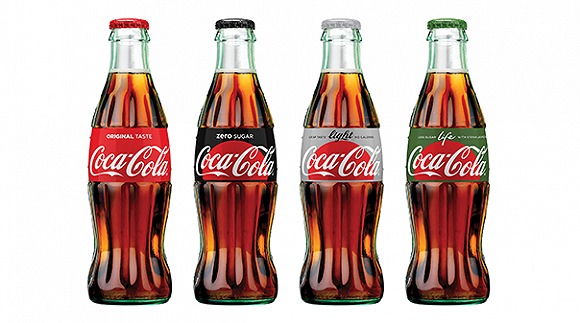 这正是可口可乐自2015年开始逐步推广的同一品牌(one brand)营销