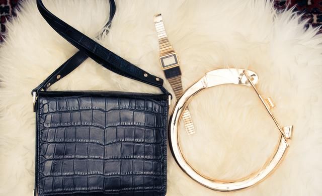 女生戴手表应遵循男左女右?选错会掉价!